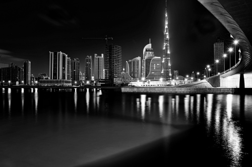 Dubai_at_night