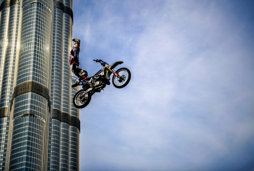 Motorist_at_Emaar