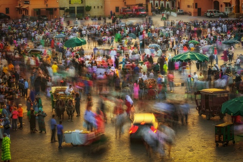 Heavy traffic on the street