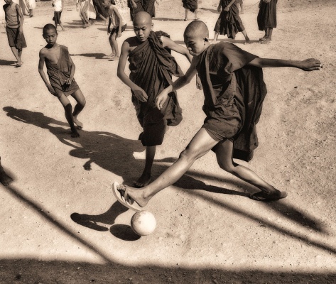 The Foot Ball Game