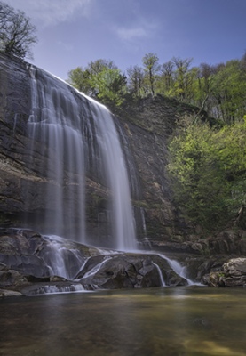 Falls