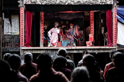 Folk stage