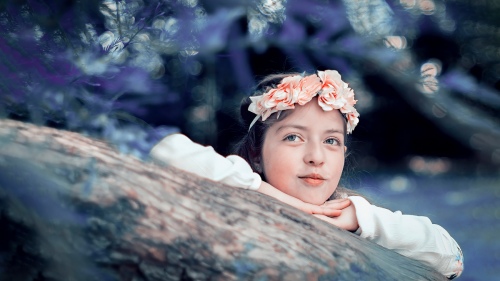 Flower girl