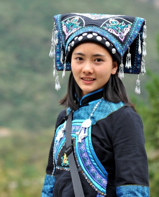 Buyi ethnic girl