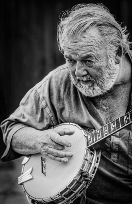 Banjo Player
