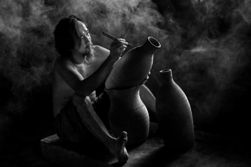 Traditional pottery-drawing