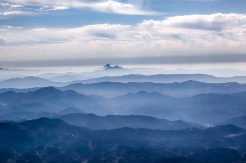 Multiple ranges of hills