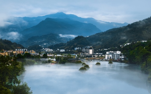 Morning fog on Sanjiang