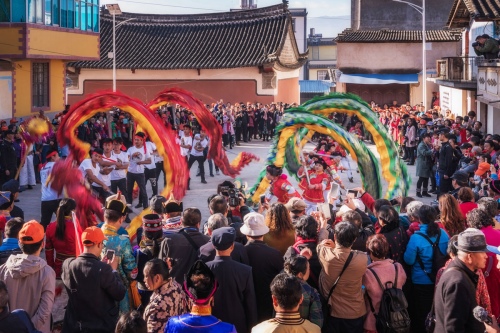 Dragon dance
