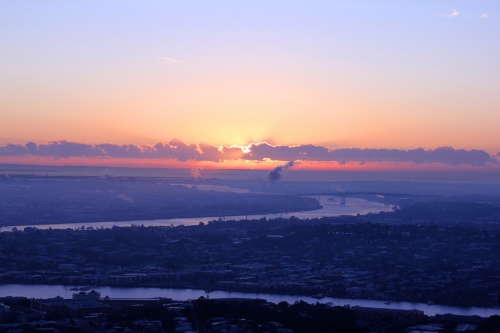 Sunrise at Brisbane River