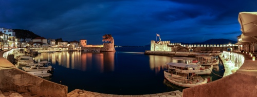 Lepanto port