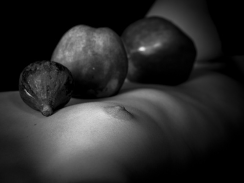 Nude 2