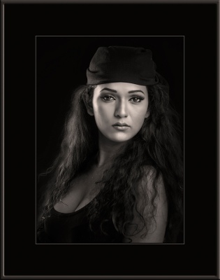 LADY DACOIT