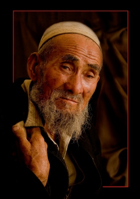 OLD UYGUR MAN