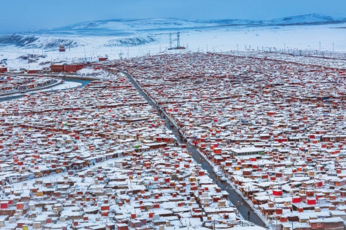 Red huts in Buddha Land