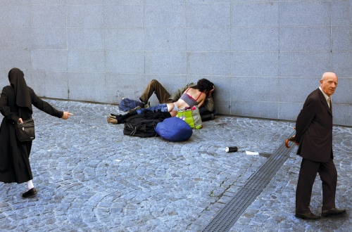 HOMELESS LOVE